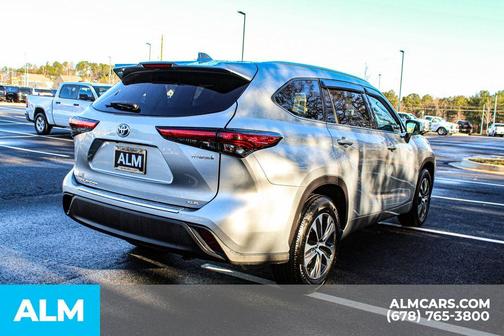 2021 Toyota Highlander Hybrid XLE