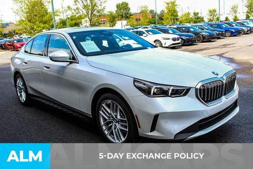 2025 BMW 530 i