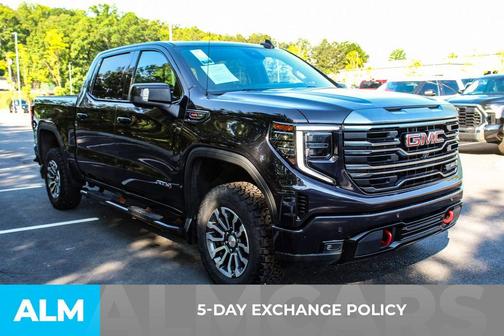 2023 GMC Sierra 1500 AT4