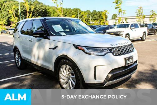 2024 Land Rover Discovery P300 S