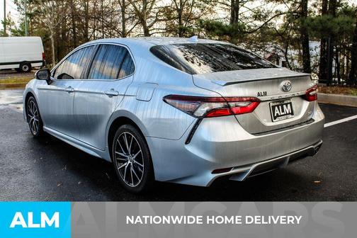 2023 Toyota Camry SE