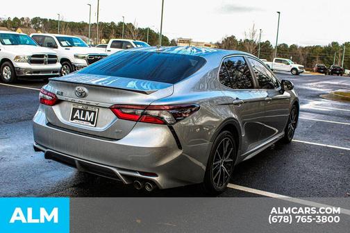 2023 Toyota Camry SE