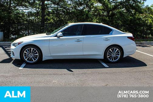 2022 INFINITI Q50 LUXE