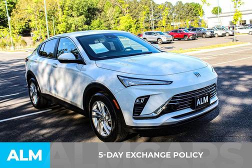 Summit White 2025 Buick Envista Preferred