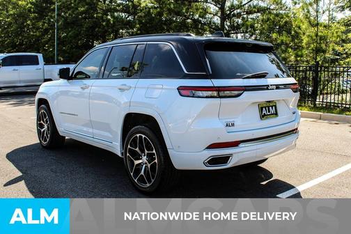 2024 Jeep Grand Cherokee Summit