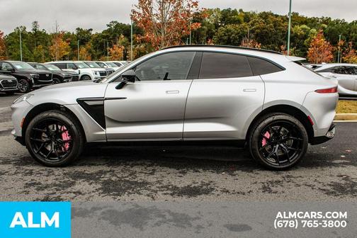 2021 Aston Martin DBX Base