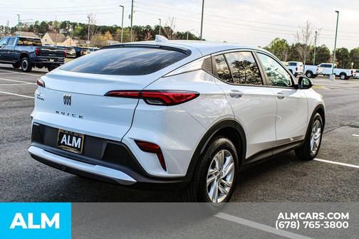 Summit White 2025 Buick Envista Preferred