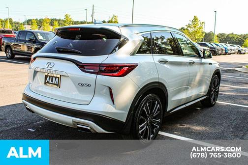 2022 INFINITI QX50 Luxe