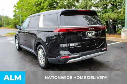 Aurora Black 2022 Kia Carnival LXS