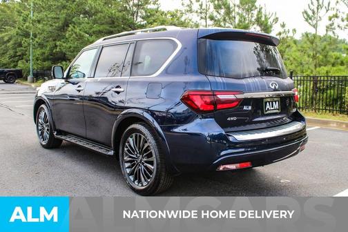 2023 INFINITI QX80 Luxe
