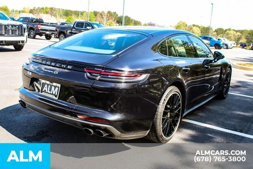 2018 Porsche Panamera 4S