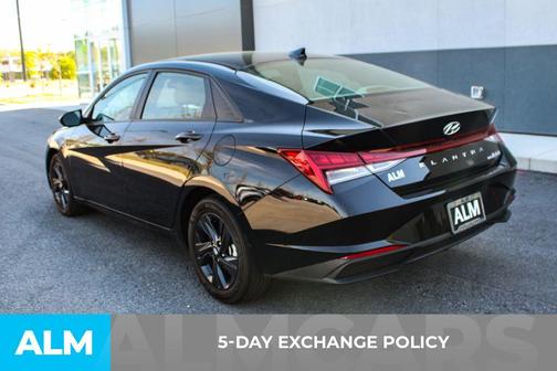 2023 Hyundai ELANTRA HEV Blue