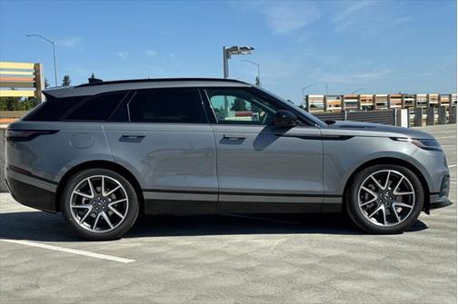 2026 Land Rover Range Rover Velar P250 Dynamic SE