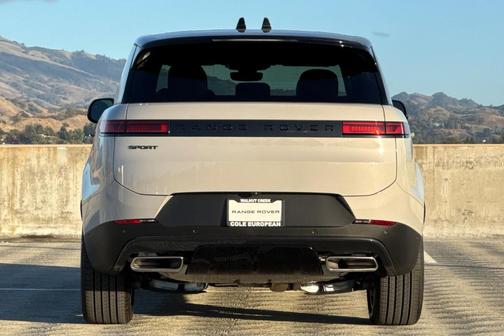 2025 Land Rover Range Rover Sport P360 SE
