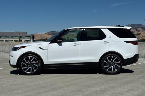 2025 Land Rover Discovery P300 S