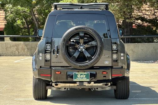 2023 Land Rover Defender 110 X