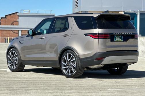 2025 Land Rover Discovery P300 S