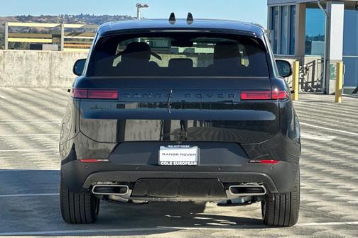 2025 Land Rover Range Rover Sport P360 SE