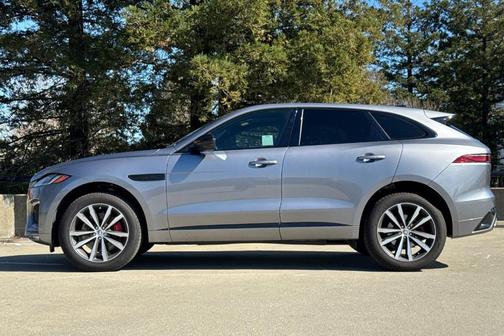 2025 Jaguar F-PACE P400 R-Dynamic S