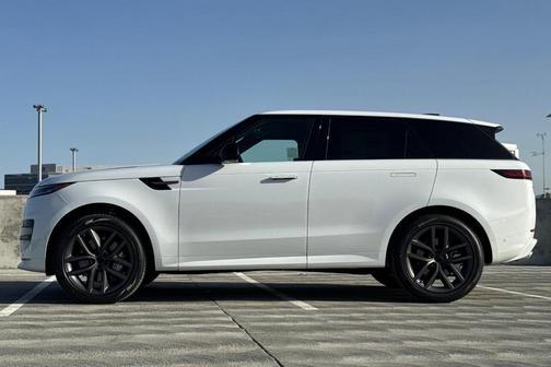 2026 Land Rover Range Rover Sport 5.0 Supercharged Dynamic