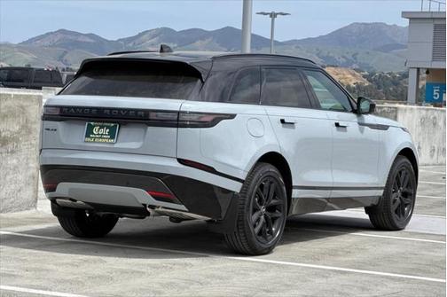 2026 Land Rover Range Rover Velar Dynamic SE