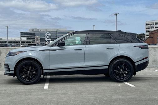 2026 Land Rover Range Rover Velar Dynamic SE