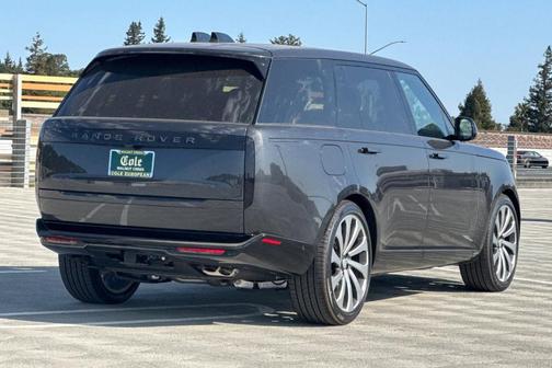 2025 Land Rover Range Rover P530 SE 7 Seat
