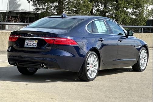 2020 Jaguar XF 25t Prestige