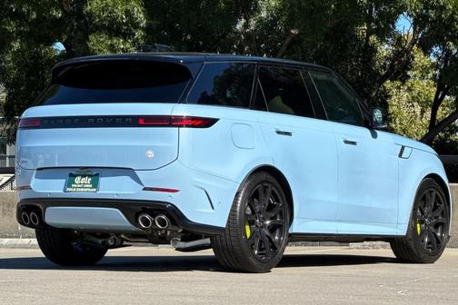 2025 Land Rover Range Rover Sport P635 SV Edition Two