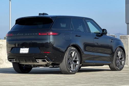 2026 Land Rover Range Rover Sport 5.0 Supercharged Dynamic