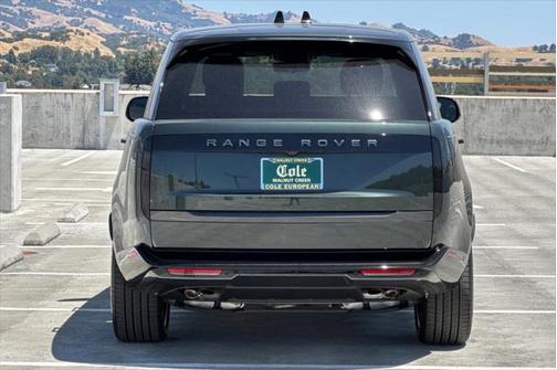 2025 Land Rover Range Rover P530 SE