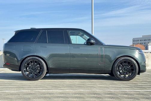 2026 Land Rover Range Rover P530 SE