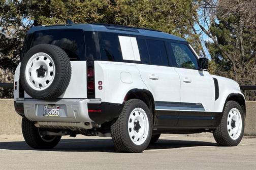 2025 Land Rover Defender P300