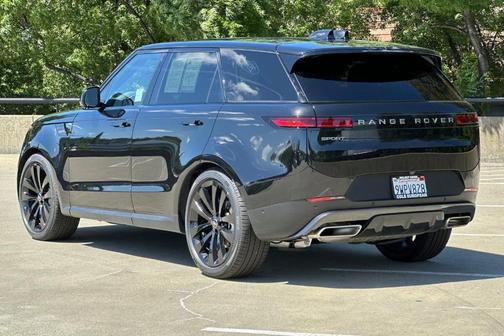 2025 Land Rover Range Rover Sport P360 SE