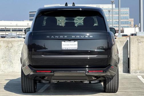 2026 Land Rover Range Rover P400 SE