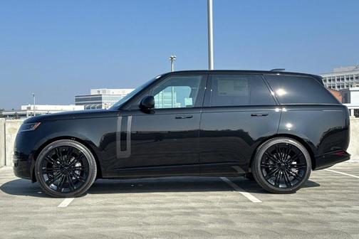 2026 Land Rover Range Rover P400 SE