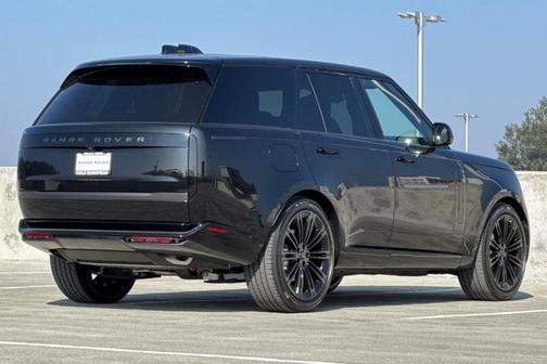 2026 Land Rover Range Rover P400 SE