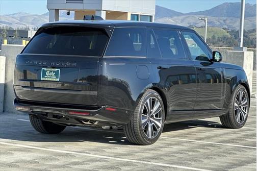 2025 Land Rover Range Rover P530 SE 7 Seat