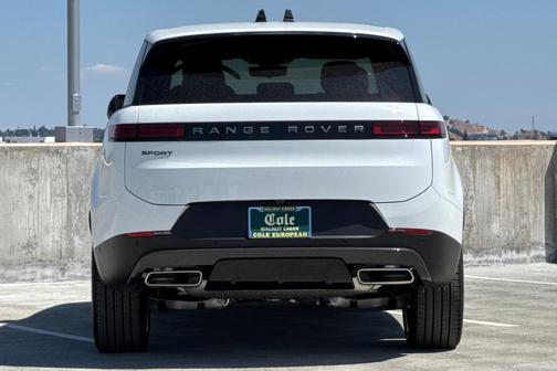 2025 Land Rover Range Rover Sport P360 SE