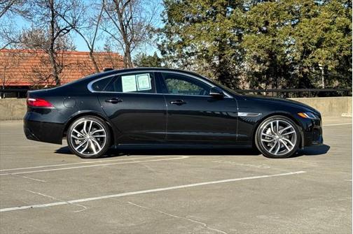 2024 Jaguar XF R-Dynamic SE
