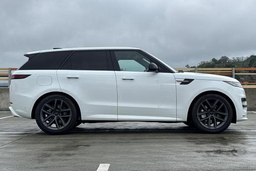 2026 Land Rover Range Rover Sport 5.0 Supercharged Dynamic