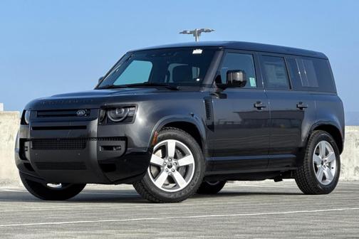 2026 Land Rover Defender X-DYNAMIC SE