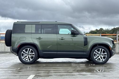 2026 Land Rover Defender S