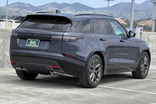 2026 Land Rover Range Rover Velar Dynamic SE