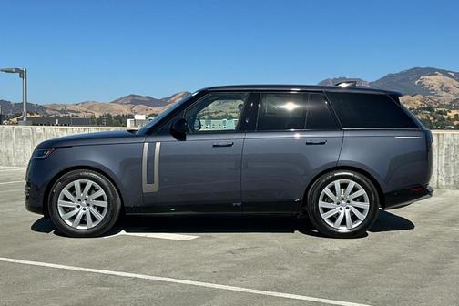 2025 Land Rover Range Rover P400 SE