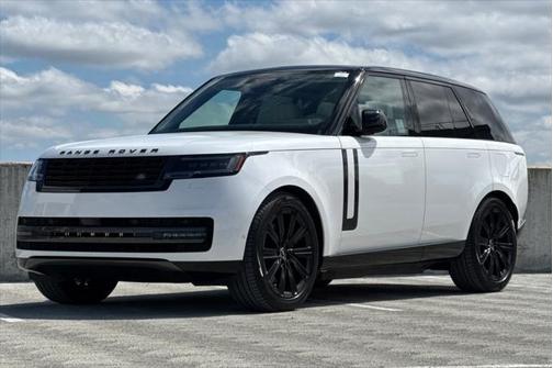 2025 Land Rover Range Rover P550e SE