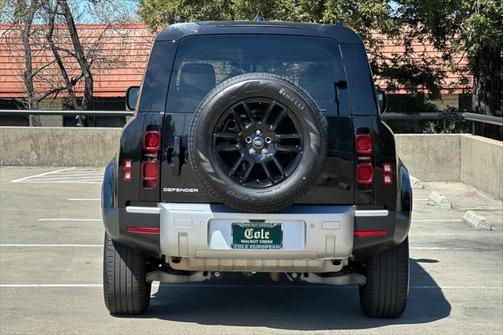 2024 Land Rover Defender P300