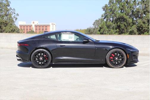 2022 Jaguar F-TYPE R