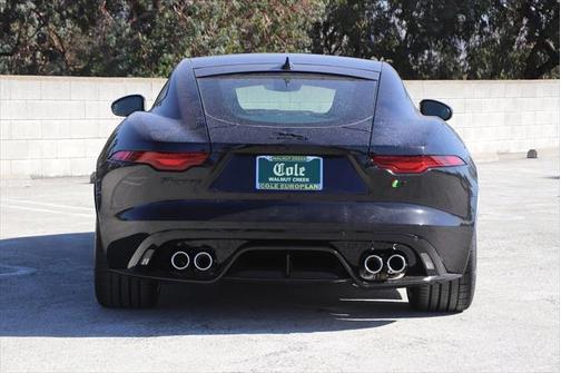 2022 Jaguar F-TYPE R