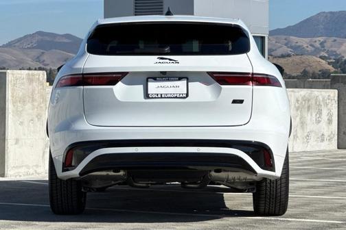 2026 Jaguar F-PACE P250 R-Dynamic S